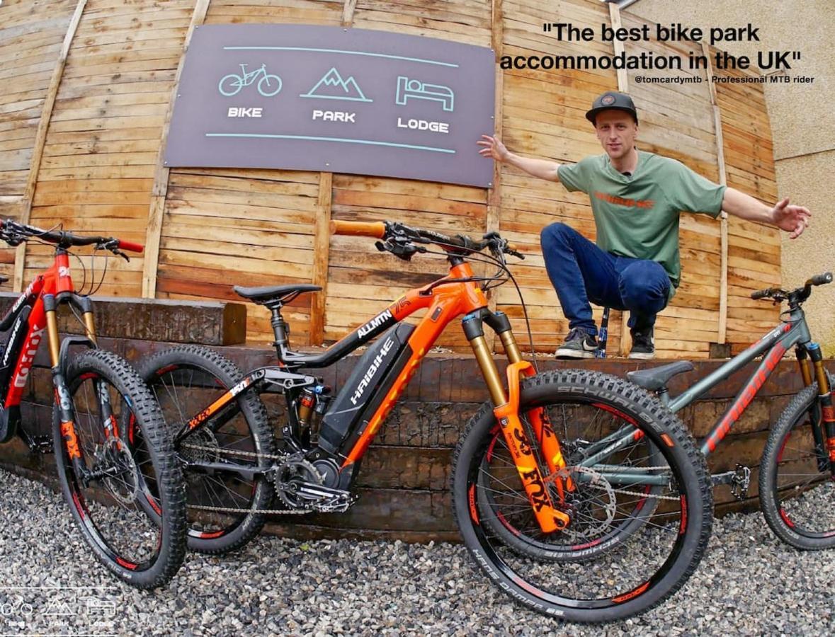 Bike Park Lodge #2 Мертир-Тидвилл Экстерьер фото
